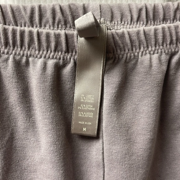 SKIMS OUTDOOR BASICS SET BIKER SHORT AND BRALETTE - Picture 2 of 7